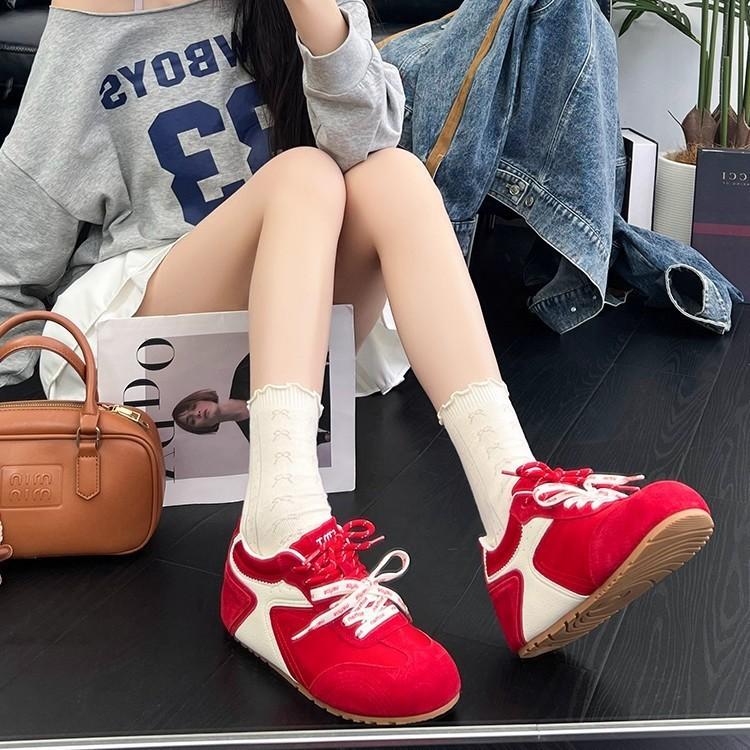 2025 Autumn New Red Flat-bottomed German Training Shoes Women's Retro Casual Sports Little White Shoes Versatile Lace-up Forrest Gump Shoes