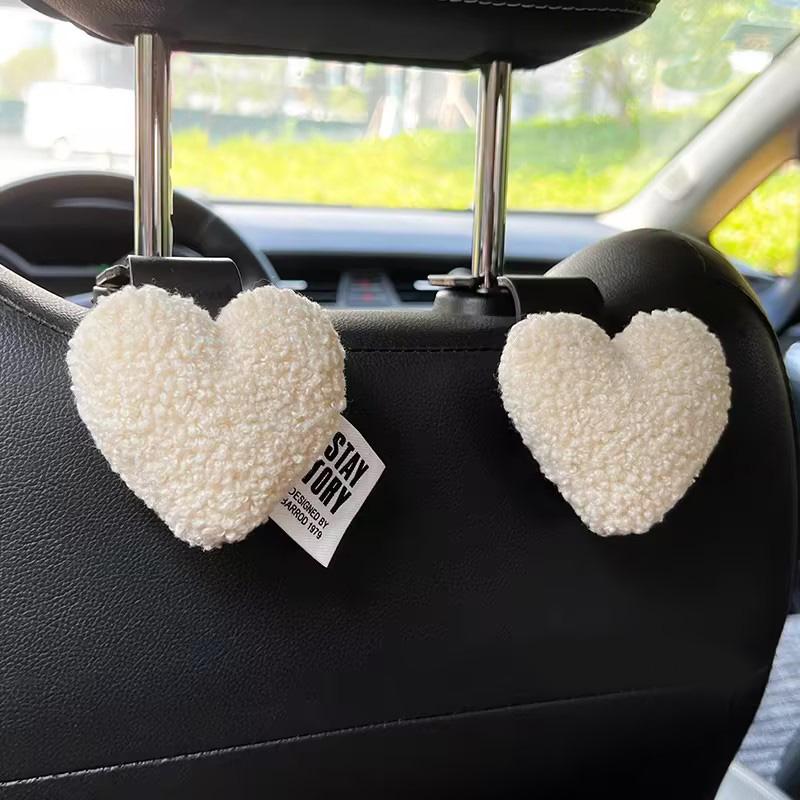 2pcs Cute Retro Red Heart Car Seat Back Hooks Vehicle Headrest Organizer Hanger for Groceries Bag Handbag Clips Auto Decortion