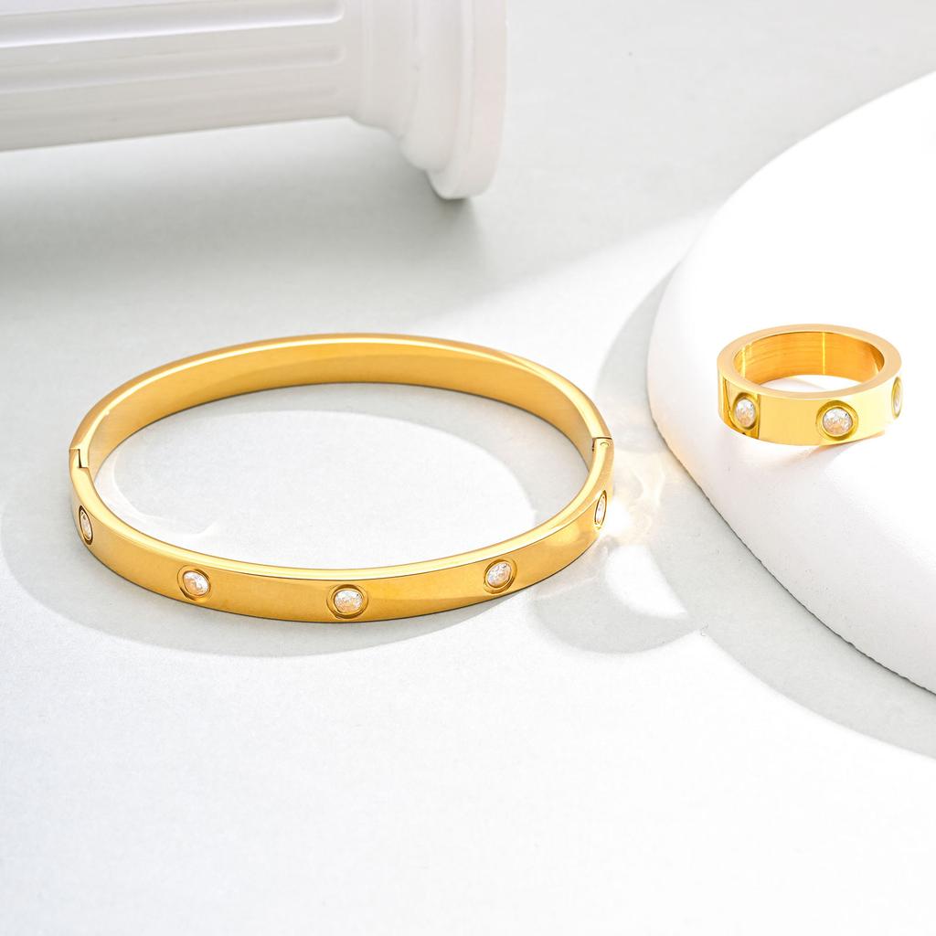 Vnox Luxury Love Ring Bracelets Gift for Women, Heart CZ Stone Inlay Gold Plated Stainless Steel Cuff Bangles, Mothers Day Gift