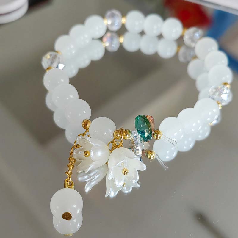 Korean Colorful Lily Valley Flower Bracelets for Women Fashion Sweet Crystal Bead Elastic Bracelet Wedding Birthday Jewelry белый