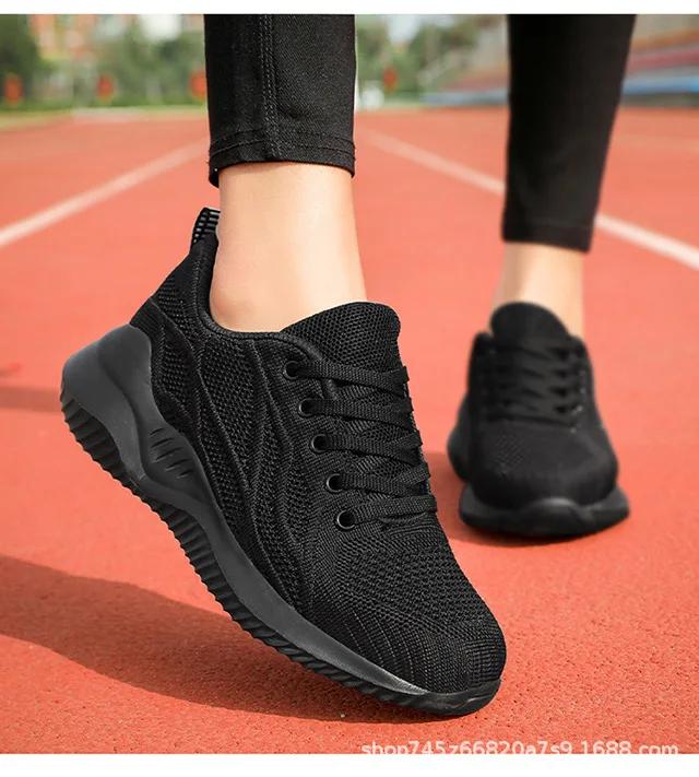 Super Lightweight Super Big Size Shoes Wide Vulcanize Women's Stylish Tennis Sneakers Ladies 2025 White Sport Outings