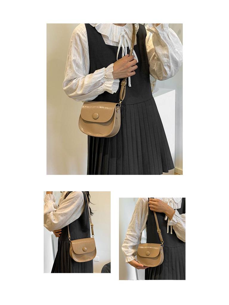 2024 Winter Textured Stylish Women's Crossbody Saddle Bag - Korean Style