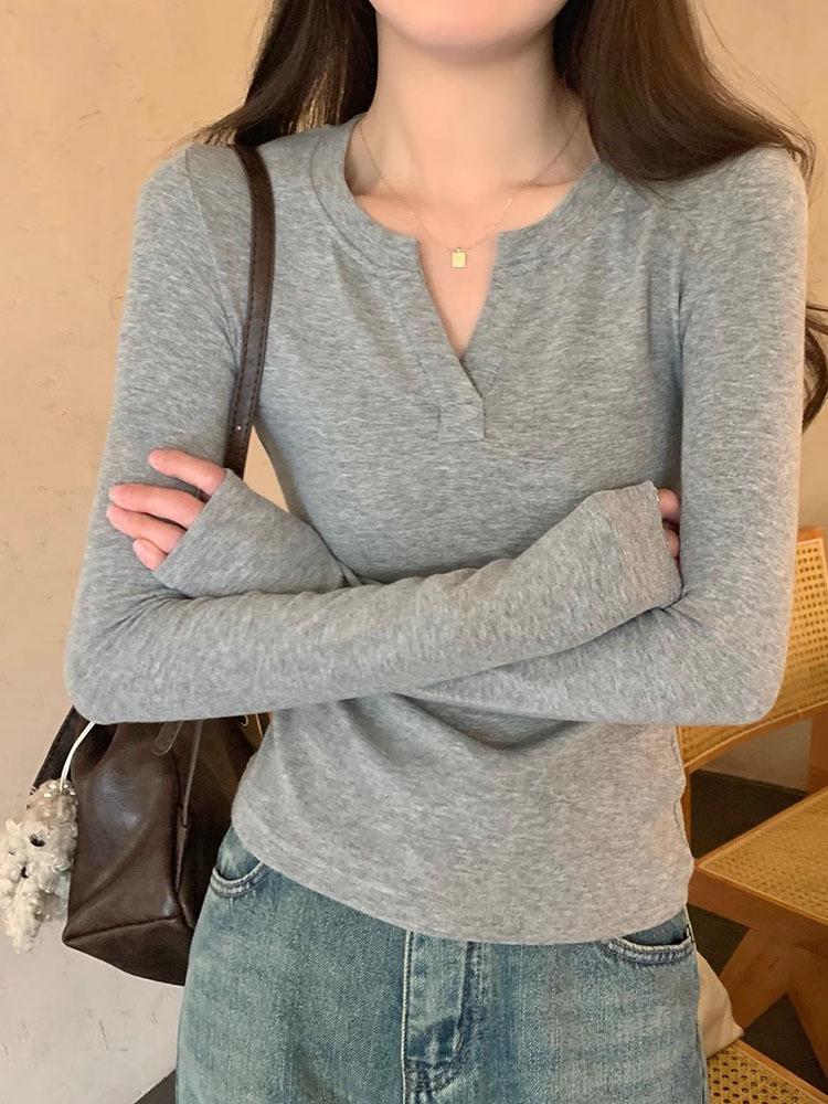 Korean Style Slim Fit Women's Cotton Long Sleeve T-Shirt with Half-Open Collar, Early Autumn Fashion.