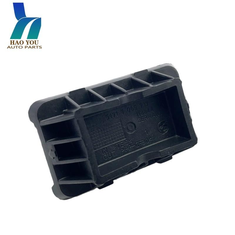 51717065919 Bildelar Under Bil Domkraft Lyftstöd för BMW E60 E61 F25 F26