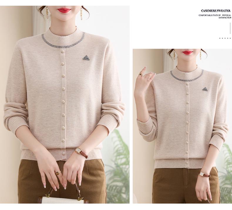 Women's Winter Plus Velvet Knitwear - Stylish Thickened Outfit for 40-60 Years Old