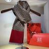 Hengyuanxiang 100% Wool Geometric Pattern Scarf