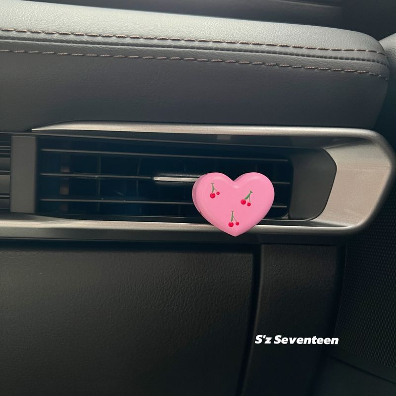 

2024 New Car Air Vent Decoration Car Fragrance Perfume West Highland Terrier Car Diffuser Stone Car Ornament Cherry Heart - Includes Scented Candle Other notes