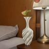 Shiny White Plastic Vase Glossy Decorative Centerpiece for Home Party Decor Lightweight and Durable Waterproof Vase Roomdecor