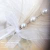 Pearl-Adorned White Feather Nail Art Props for Photo Shoots