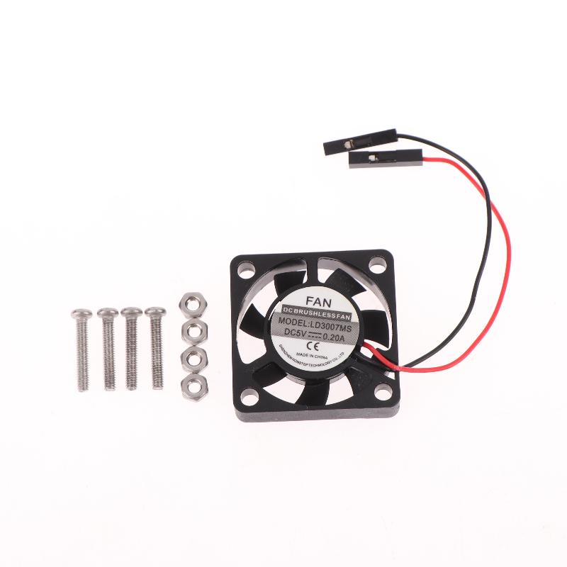 4 ks 3007 Ventilátor 30x30x7 mm Chladiaci ventilátor Bezuhlíkový chladiaci ventilátor 30 mm 1,18 palca 3,3 V 5 V DC Tichý ventilátor pre motor