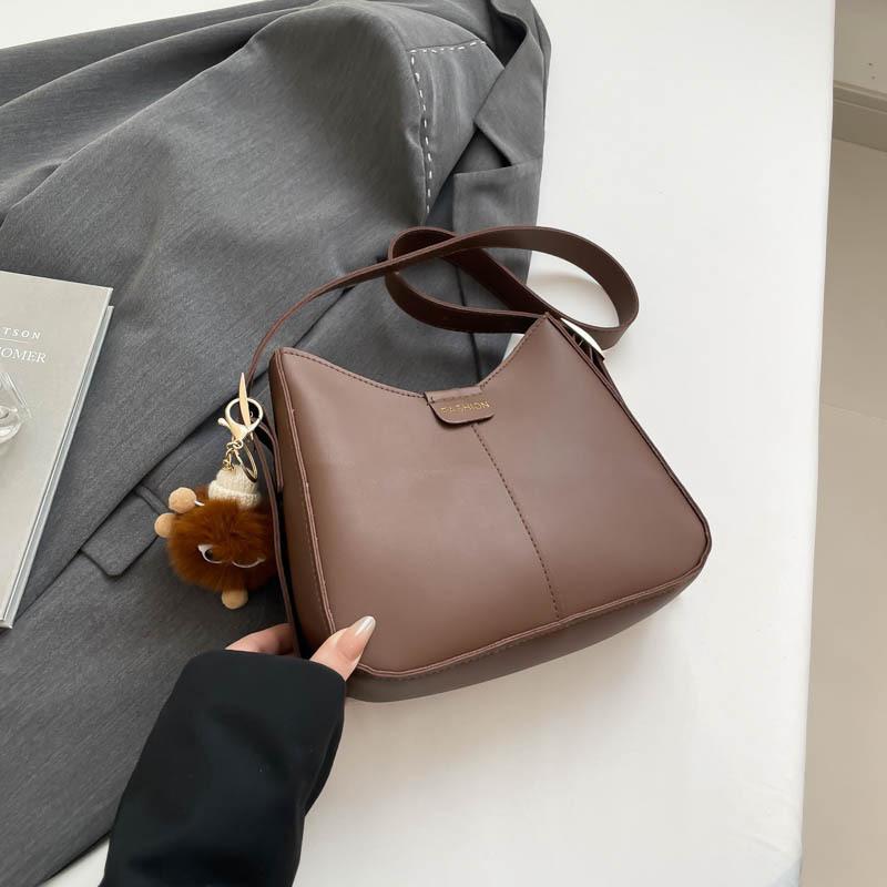 Casual Large-capacity Foreign Style 2054 New Trend Pendant Fashionable Solid Color Simple Crossbody Shoulder Bucket Bag