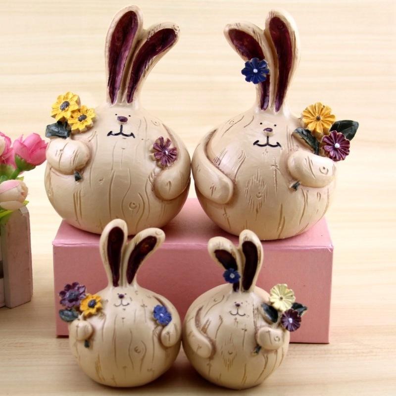 2Pcs Figurines Garlic Rabbit Wooden Crafts Ornaments Living Room Home Accessories Decor Creative Wedding Gifts Ornaments