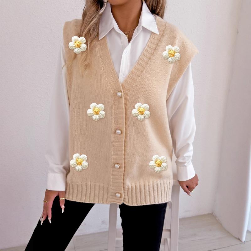 Women's Vest Autumn and Winter Vest Pearl Button Cardigan Hand Crochet Flower Patchwork Sweater Vest