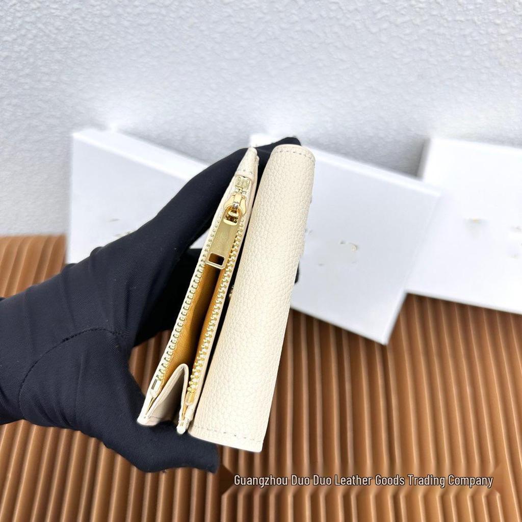 Arc de Triomphe Echtes Leder Dreifach-Faltbörse: Mehrere Kartenfächer, Kompaktes, Modisches Münzportemonnaie