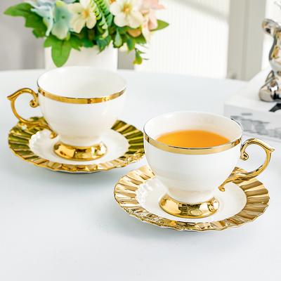 250ml Keramik Kaffeetasse Untertasse Goldrand Tasse Europäisches Nachmittagstee Latte Art Kaffeetasse Exquisites Frühstück Milchbecher Geschenke