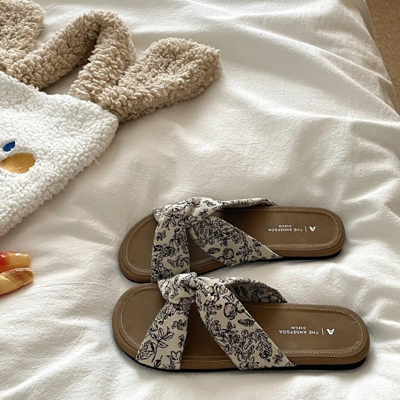 

Национальный стиль новый китайский стиль~! Kink ленивая верхняя одежда однословные тапочки женские ins лето дышащие на плоской подошве нескользящие прохладные тапочки 40 бежевый