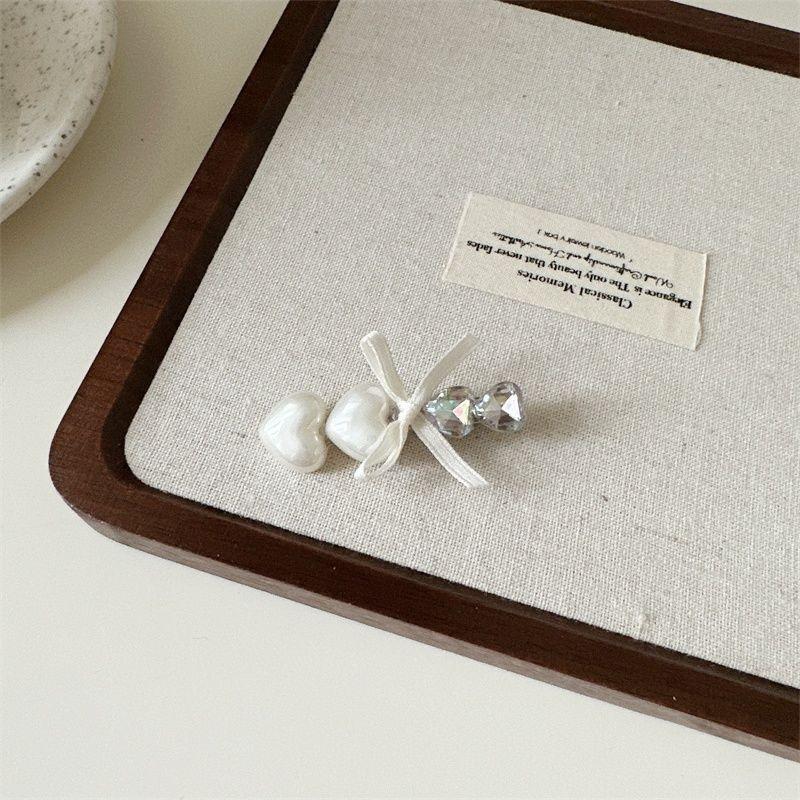 Jelly Color Cute Strawberry Hairpin Girls Lolita Bangs Duckbill Clip Girls Sweet Hair Side Clip Summer Styling Accessories