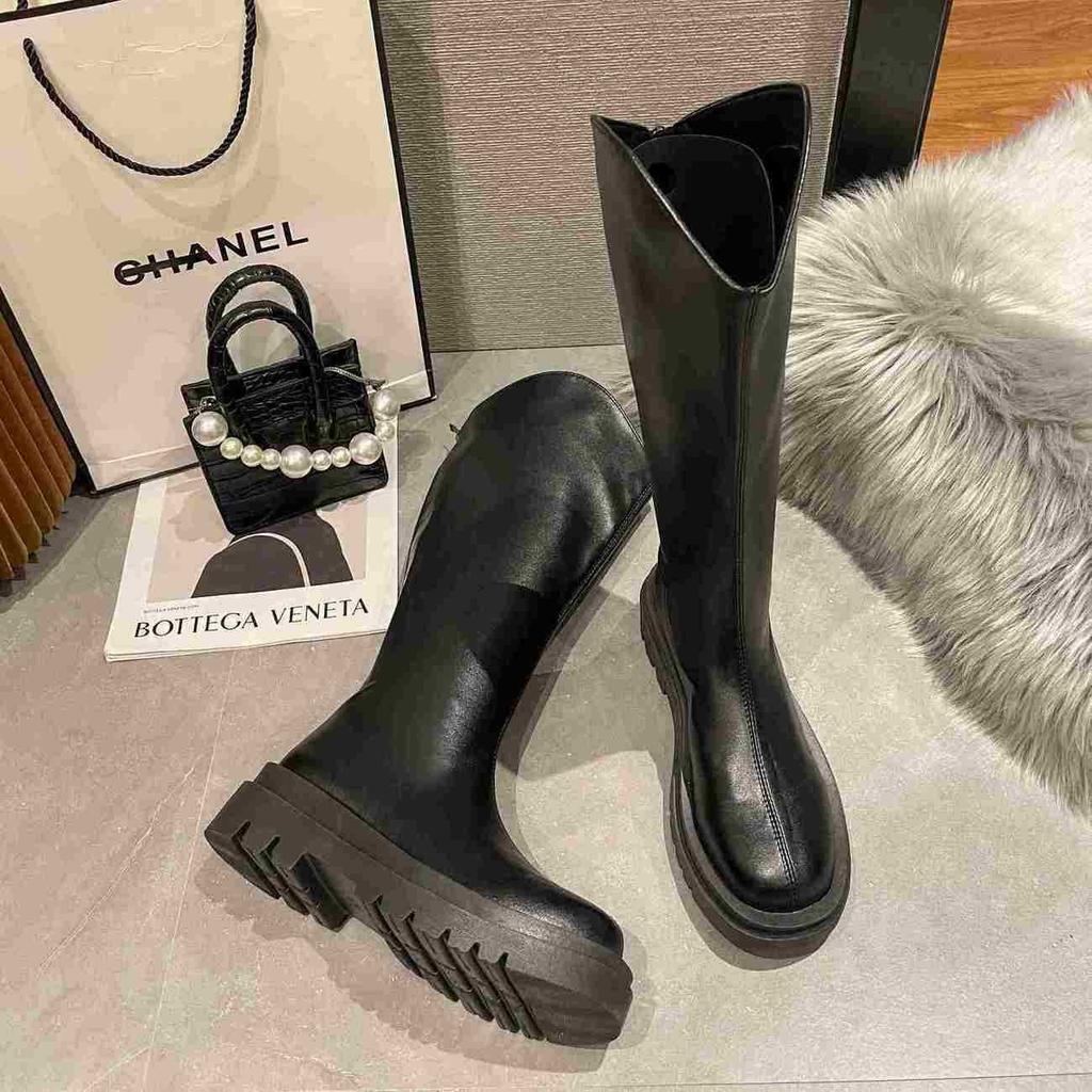 Daily travel versatile tall women's boots knight boots V-mouth rear zipper convenient to wear and take off boots comfortable and warm