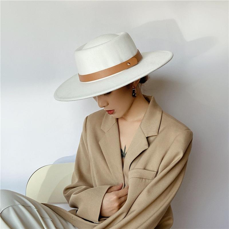 French eaves concave top imitation woolen belt hat autumn and winter fashion street shot versatile top hat British retro jazz hat