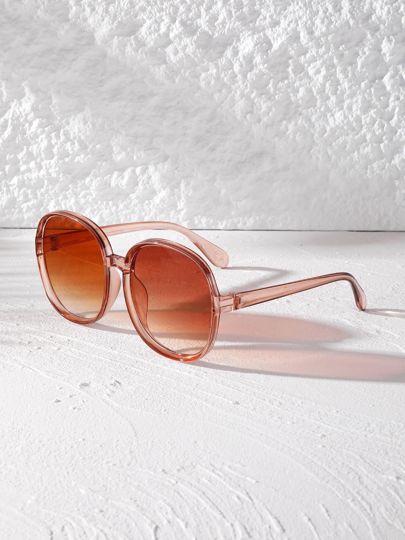 

Trendy Sunglasses Fashion Women Sun Glasses Retro Round Eyewears Men Leisure Shopping Eyeglasses For Party Travel 1PC