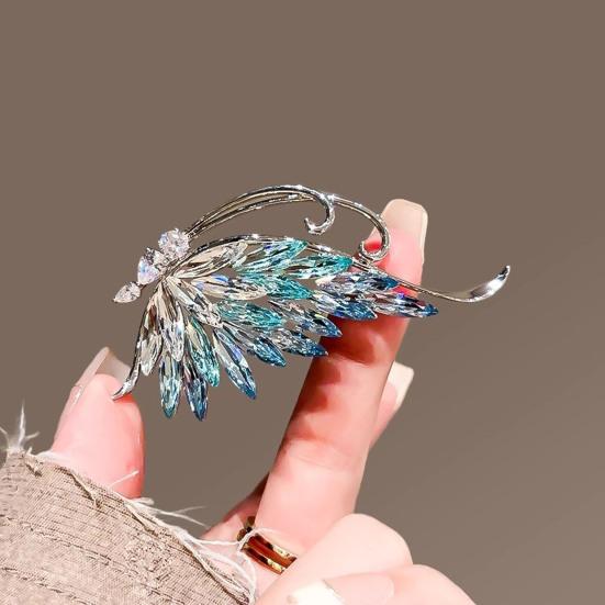 Rhinestone Butterfly Brooch Butterfly Wing Lapel Pin Sweater Cardigan Coat Business Suit Decoration Women Clothing Accessories
