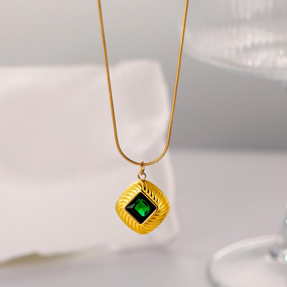 18K Gold Emerald Square Pendant Necklace with Rhombus Twill Zircons