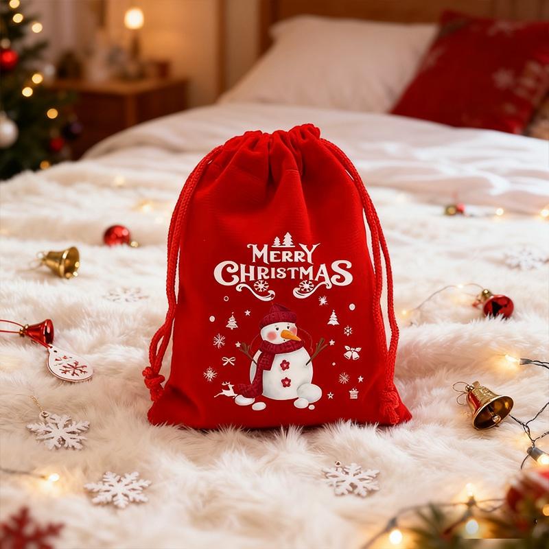 12PCS Christmas Gift Bags 10x15cm Red Velvet Drawstring Pouch for Candy & Treat Festive Party Favors Wrapping Bags