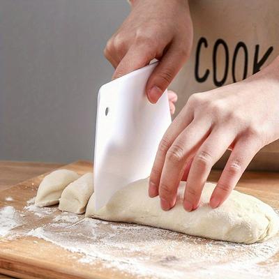 2pcs Thickened Cake Scraper for Perfectly Smooth Icing and Dough Cutting - Ideal for Baking and Pizza Making