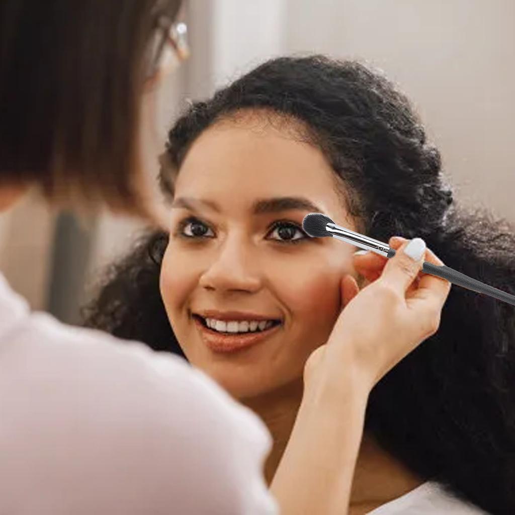 Highlighter Brush Mini Fan Makeup Brush Makeup Tool for Facial Detail Contouring Shadow