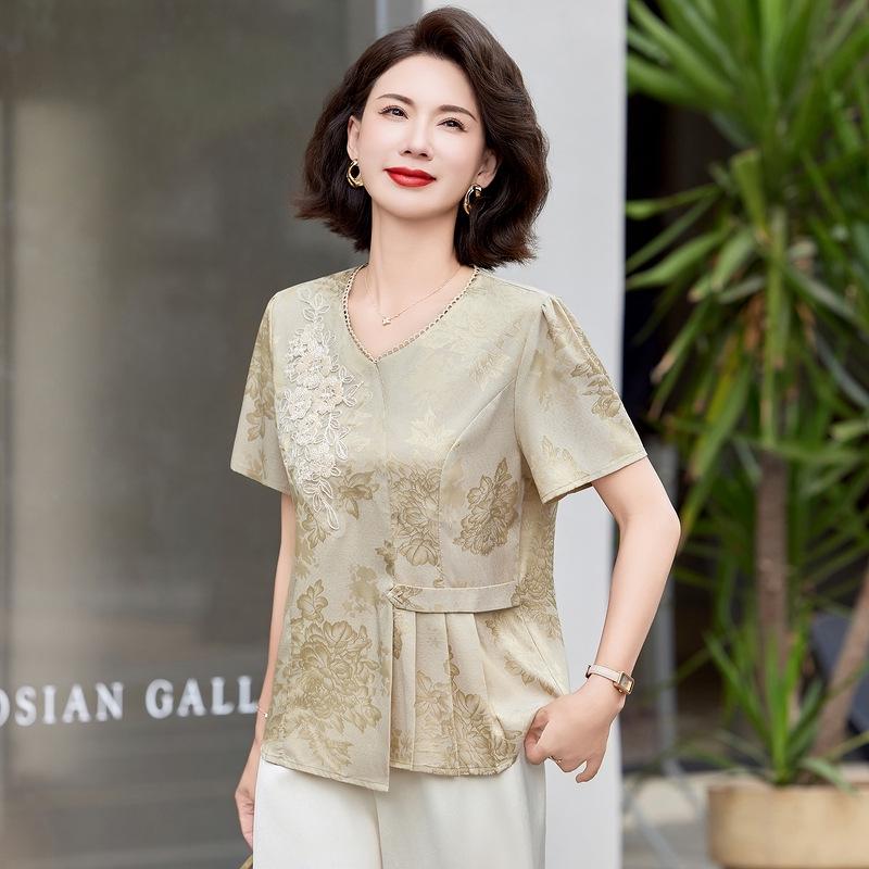 

Elegant Chinese Style Short-Sleeve Blouse for Middle-Aged Women 4XL [for 150-165 lbs]