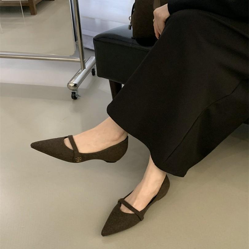French High-end Woolen One-word Mary Jane Shoes 2025 Spring and Autumn New Flower Buckle Commuter Thick Heel Shoes