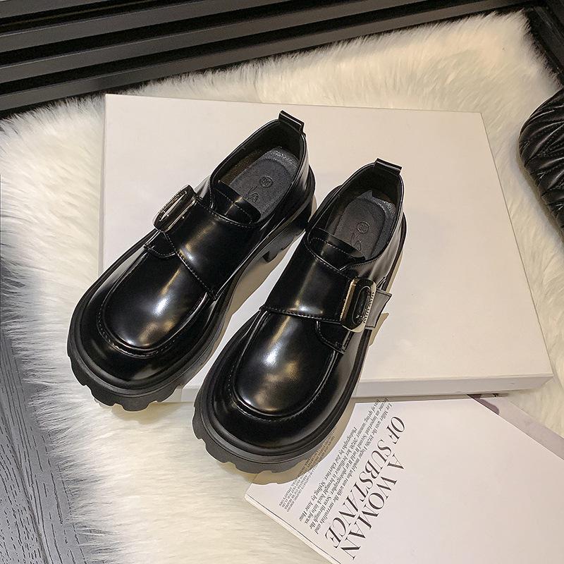 

British Style Soft Leather Loafers for Women - Thick Sole, Height Boost, Metal Velcro, Autumn/Winter 2024. 34 чорний