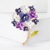 Trendy Enamel Hydrangea Brooches for Women Rhinestone Plant Flower Pins Event Funny Luxury Gifts New Year Friends Decoration