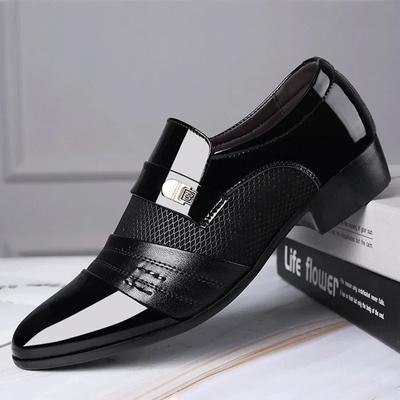 Wsuwane Męskie Buty Wizytowe Męskie Oksfordy Moda Biznesowa Sukienka Męskie Buty 2025 Nowe Klasyczne Skórzane Męskie Buty do Garnituru Mężczyzna