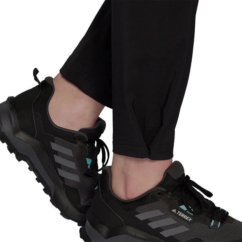 adidas Брюки MT Woven