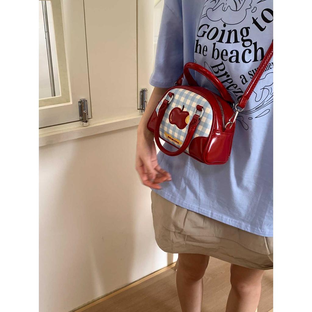 Handheld Red Apple Bag for Women 2026 New Fashiable Korean Versi Bowling Bag Versatile Crossbody Checkered Shell Bag