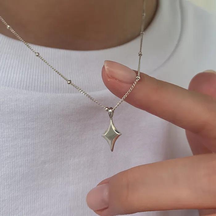 Silver Simple Star Pendant Necklace_mvn03