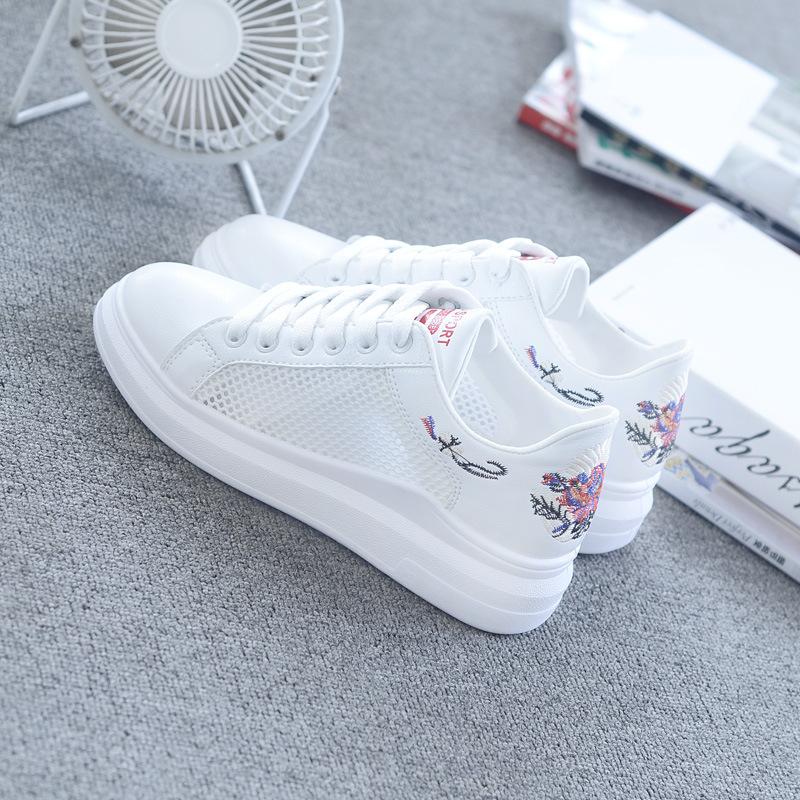 Breathable mesh white shoes women's 2025 new summer mesh shoes women's hollow Korean version of versatile student sports and leisure shoes