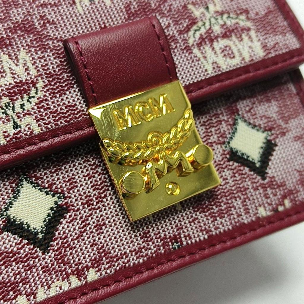 [Pre-Owned] Printed Metal Leather Chain Shoulder Crossbody Wallet - Excellent #1J633M2