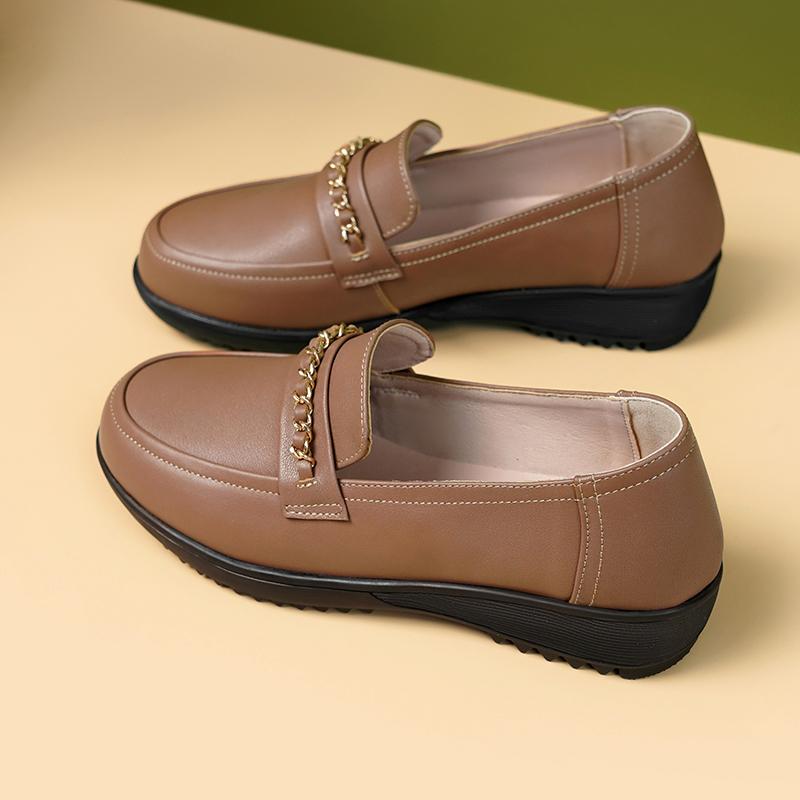 Fashion AIYUQI Mom Shoes Wedge Anti Slip 2025 New Spring Genuine Leather Ladies Shoes Slip-on Large Size Middle-aged Women's Shoes