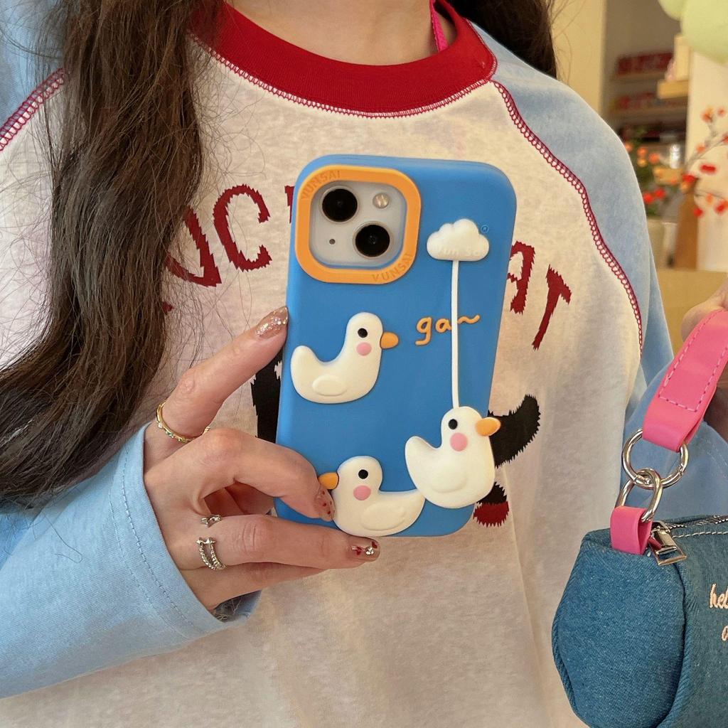 Applicable Apple Cloud 3D Duck Phone Case iPhone 17/16/15/14/13 - Fun, Drop-Proof Protection
