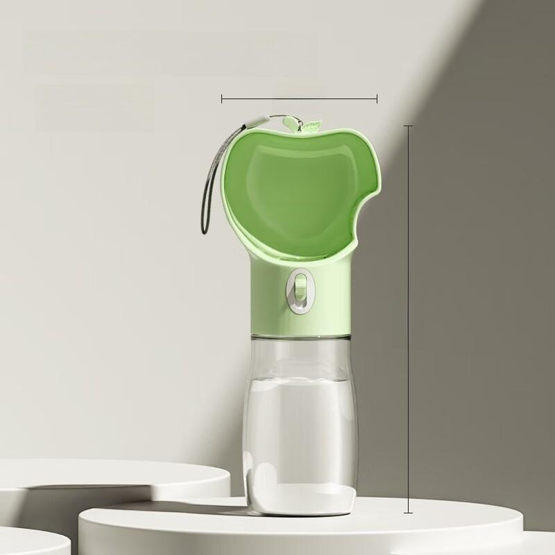 Tragbare Haustier-Wasserflasche mit automatischem Futterspender für Hundeausflüge und Reisen