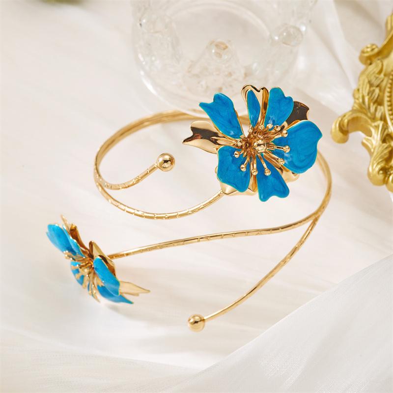 Pulsera brazalete de flor de esmalte elegante estilo boho para mujer, brazalete geométrico en espiral de moda, joyería para fiesta en la playa
