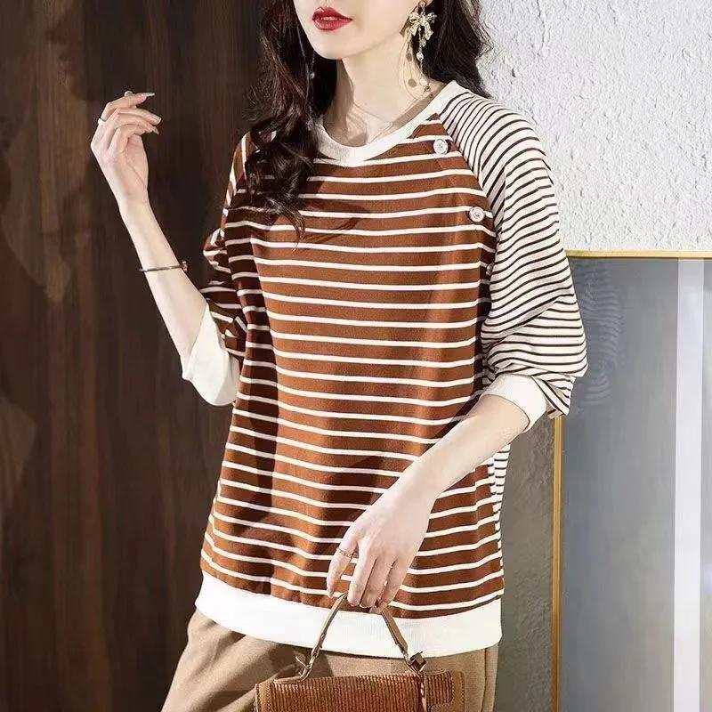 Свитер женский 2 с круглым вырезом без капюшона свободный в полоску топ M дубильная кора