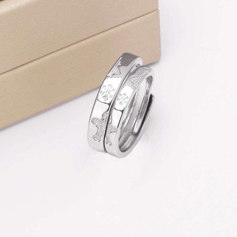 Gingerbread Couple Rings for Men & Women: Snowflake Design, Perfect New Year & Christmas Gift