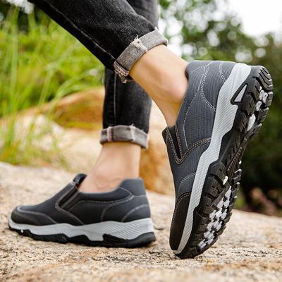 Mode Herren Freizeitschuhe Herbst 2024 Mittelalterliche und ältere Outdoor-Schuhe Rundkopf Atmungsaktive Sneaker Ein Fußpedal Herrenschuhe