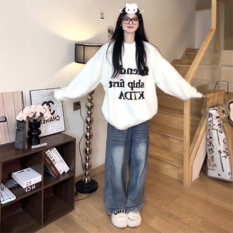 Korean Style Women's Thick Jacquard Knit Pullover Sweater - Soft, Fluffy Round Neck for Winter