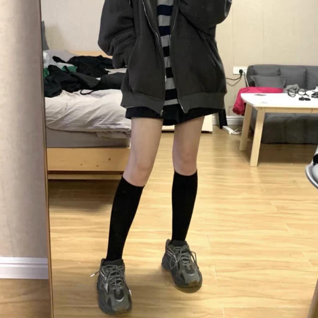 Pair With Loafers And Socks Fashionable And Versatile Black And White Socks Four Seasons Regular Solid Color Cotton Socks, Trendy Student Socks