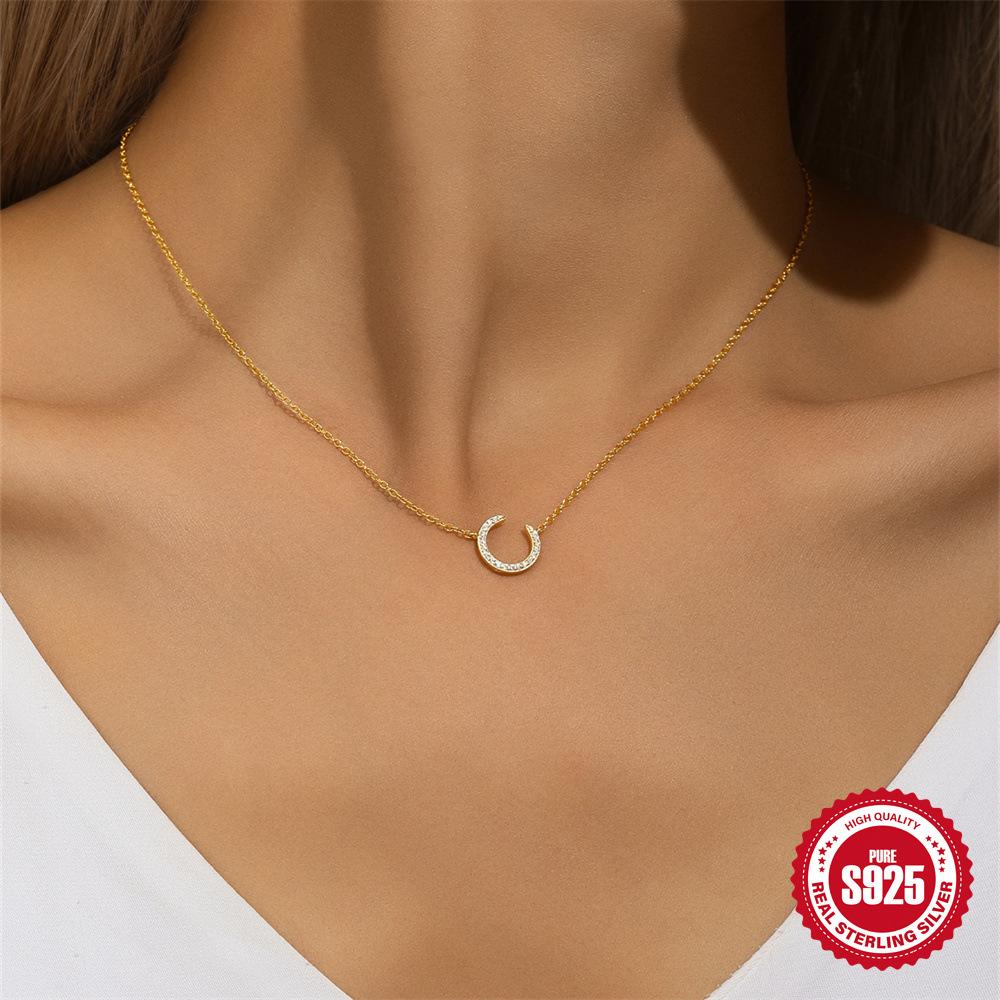 Simple And Versatile S925 Sterling Silver Classic Crescent Element Diamond Fashion Necklace Clavicle Chain