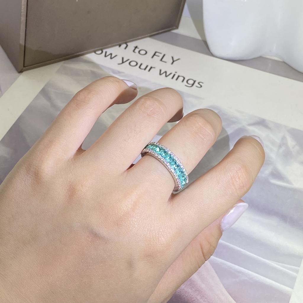 Retro-Formringe für Damen Grüner Zirkon Silberfarbener Schmuckring Klassischer Hochzeits-Verlobungsring Vollbohrschmuck Liebesring